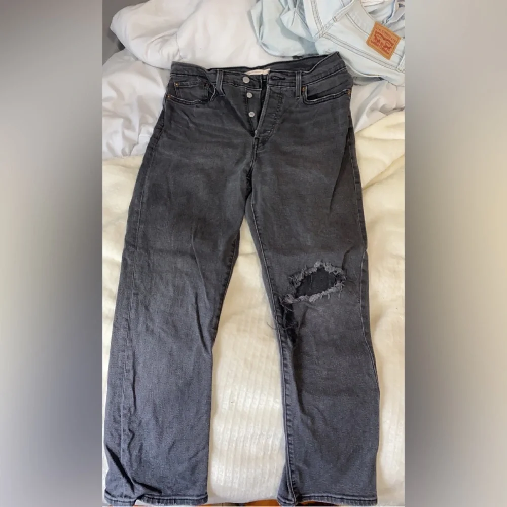 Levi’s Wedgie Straight Jeans - Picture 1 of 5